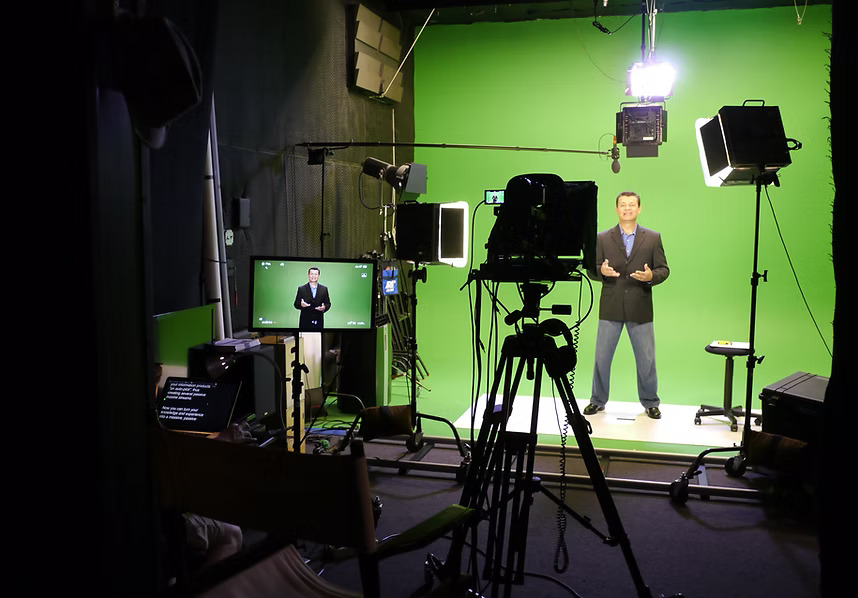 5c9718_ac9d2371175249a78911035434156142~mv2_d_4976_2800_s_4_2